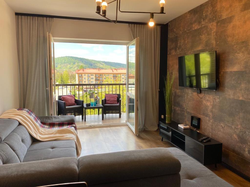 Bieszczady Apartament "Cicha Woda" Apartment Ustrzyki Dolne Exterior photo
